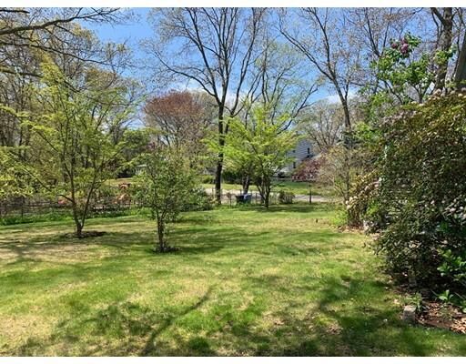 Property Photo:  120 Pettaquamscutt Lake Rd  RI 02874 