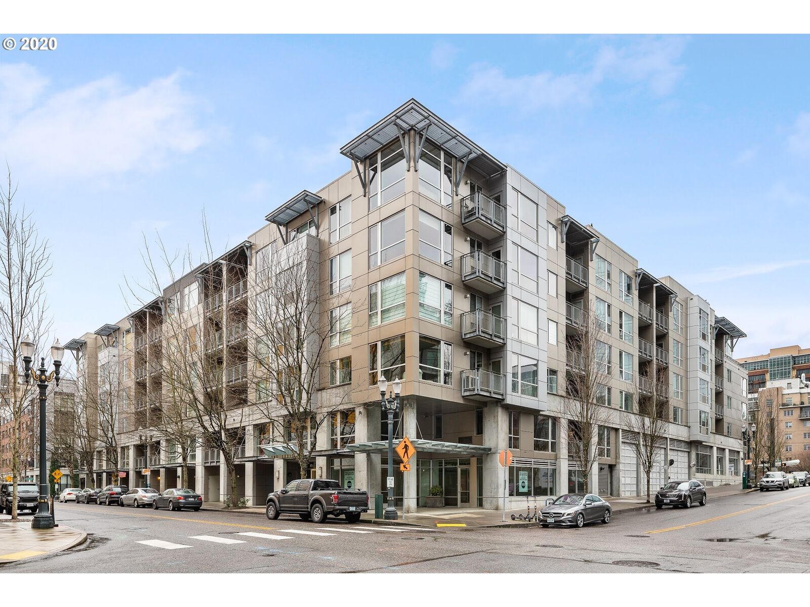 Property Photo:  1125 NW 9th Ave 427  OR 97209 