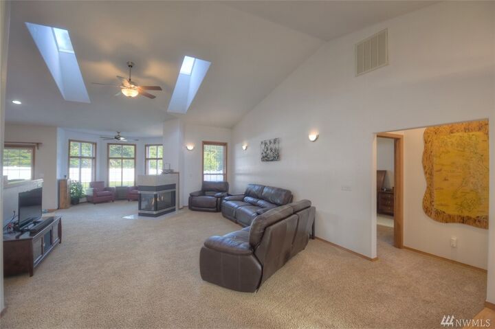 Property Photo: 6708 Prairie Ridge Drive NE WA 98516