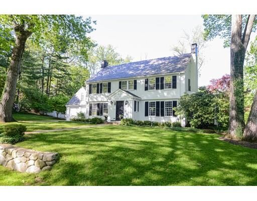 Property Photo: 37 Woodcliff Rd MA 02481