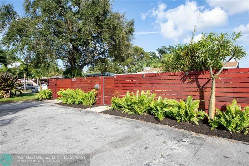 Property Photo:  1404 NW 5th Ave  FL 33311 