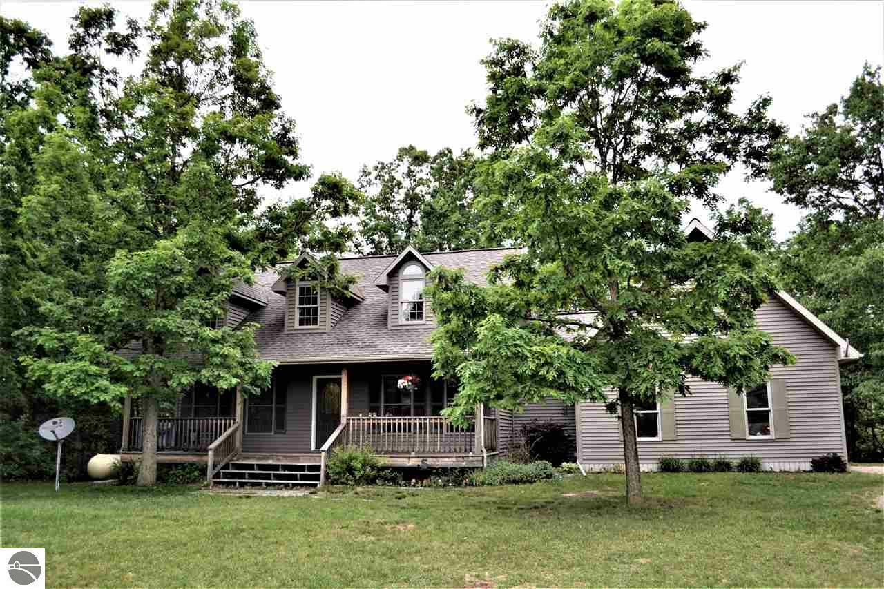 Property Photo:  1047 Bonanza Lane  MI 48893 