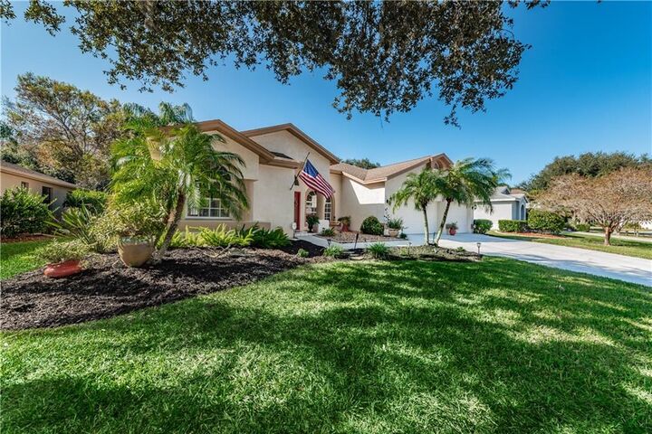 Property Photo: 2306 Warwick Drive FL 34677