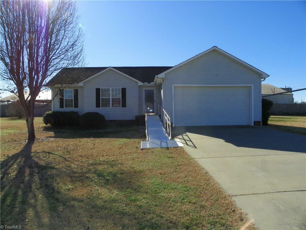 Property Photo: 122 Fawn Brook Drive NC 27299