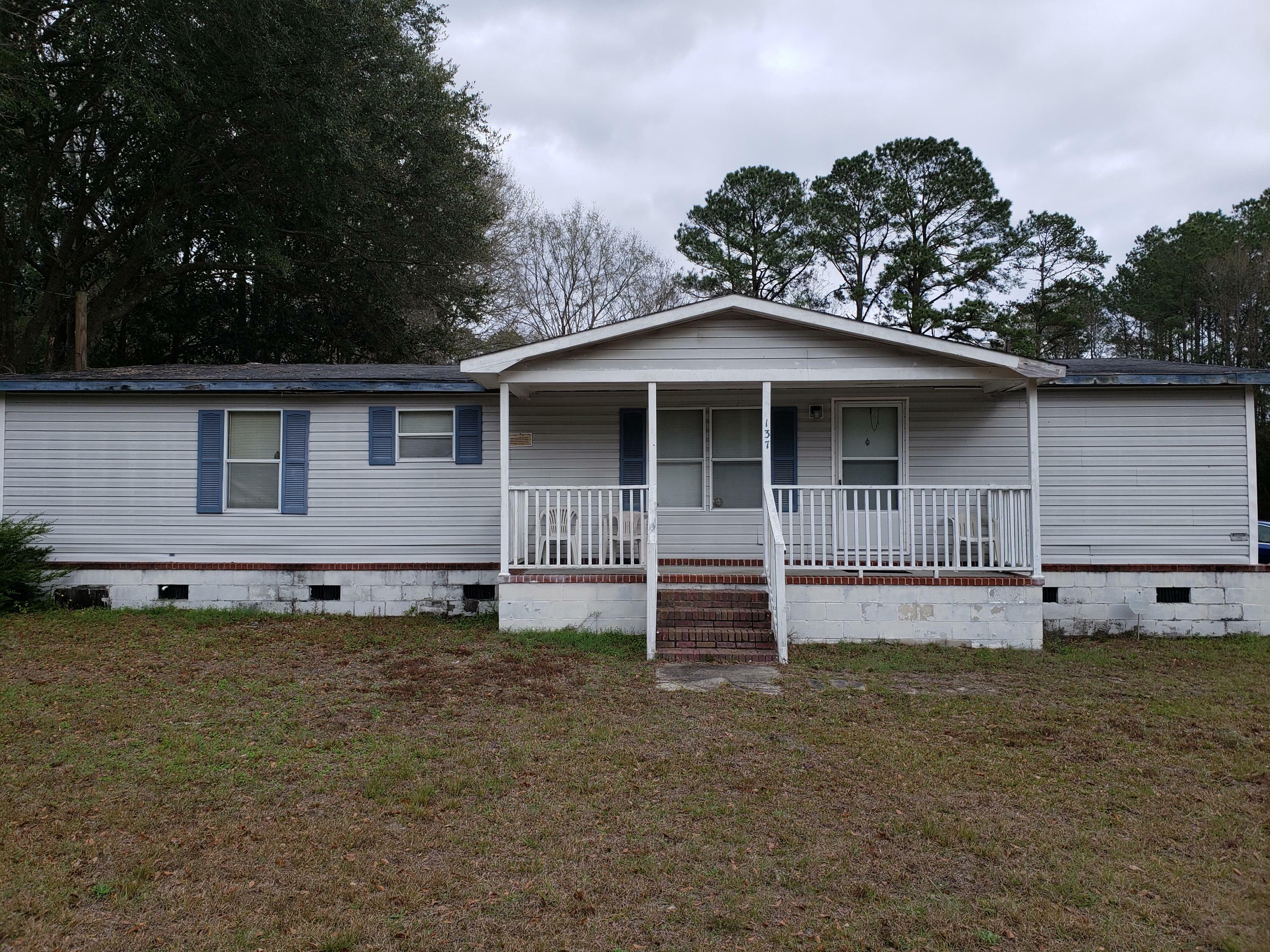 Property Photo:  137 Ancrum Lane  SC 29483 