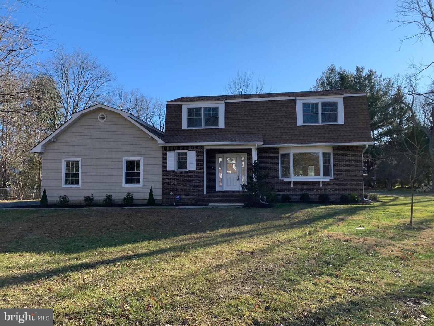 Property Photo: 3 Kean Court NJ 08540