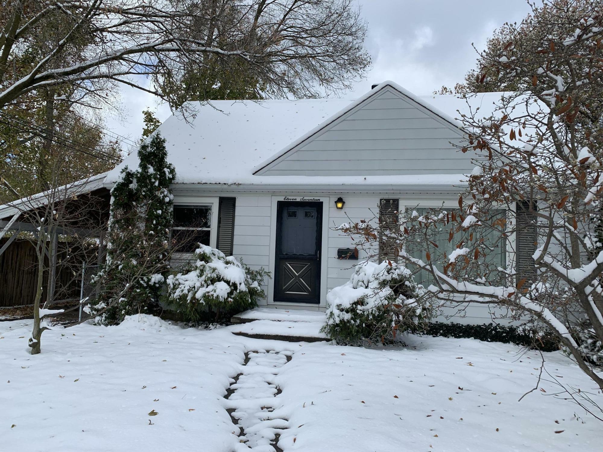 Property Photo:  1117 Edison Avenue  MI 48910 