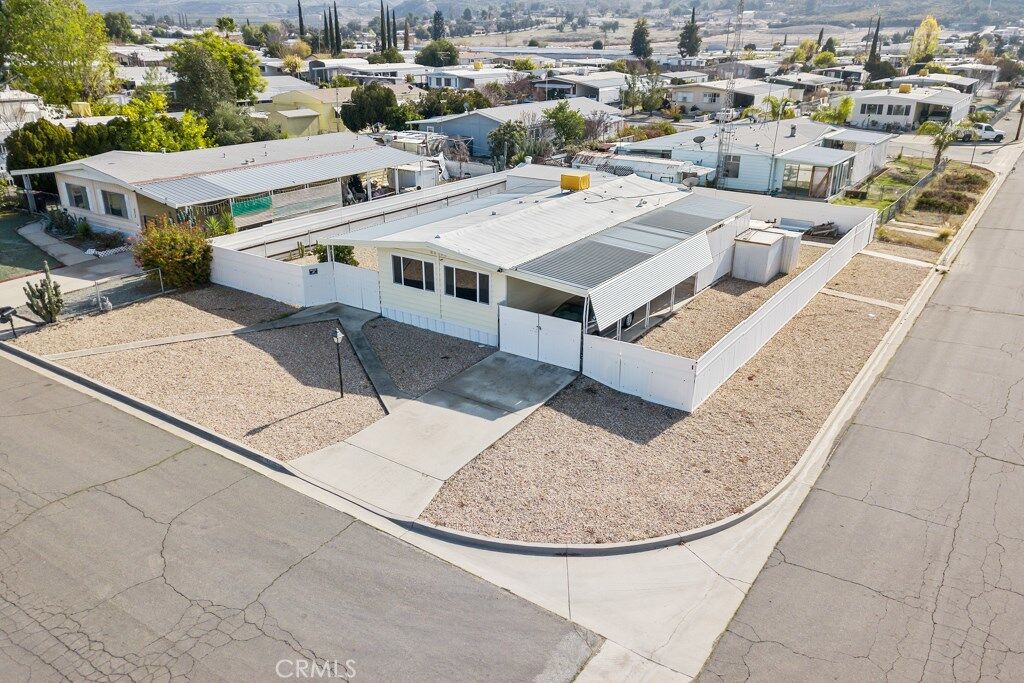 Property Photo: 44733 Wyandotte Avenue CA 92544