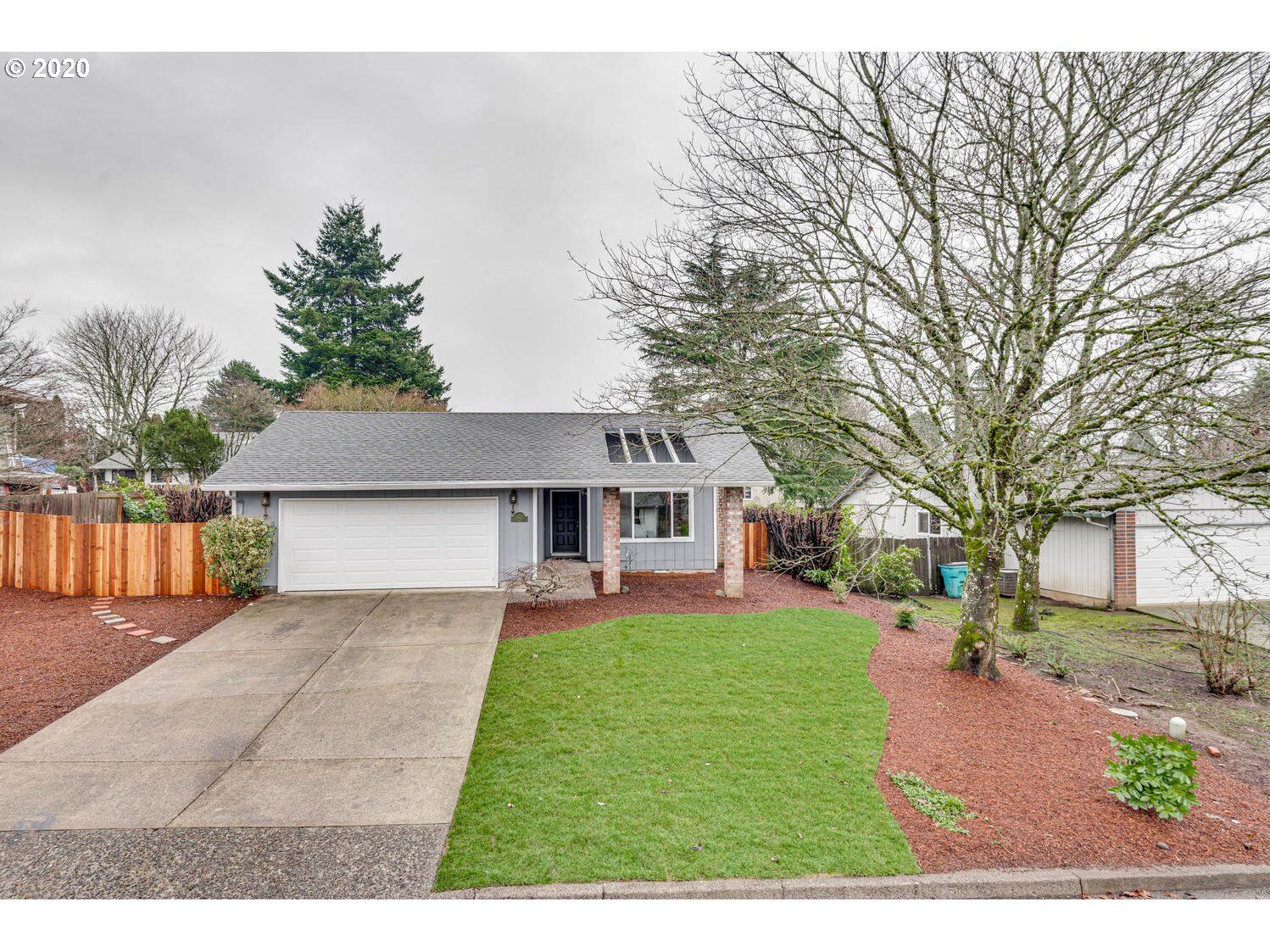 Property Photo: 2213 SE 146th Ave WA 98683