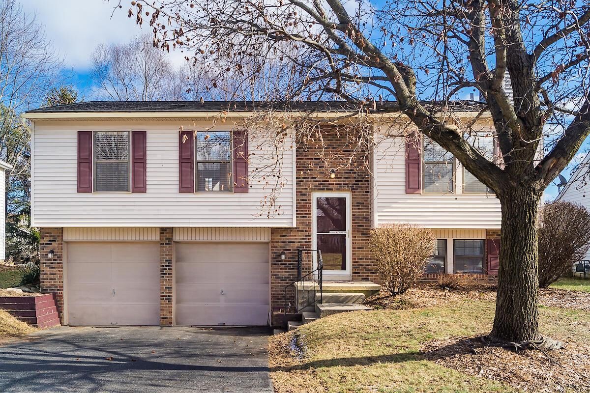 Property Photo:  8360 Yuma Drive  OH 43065 