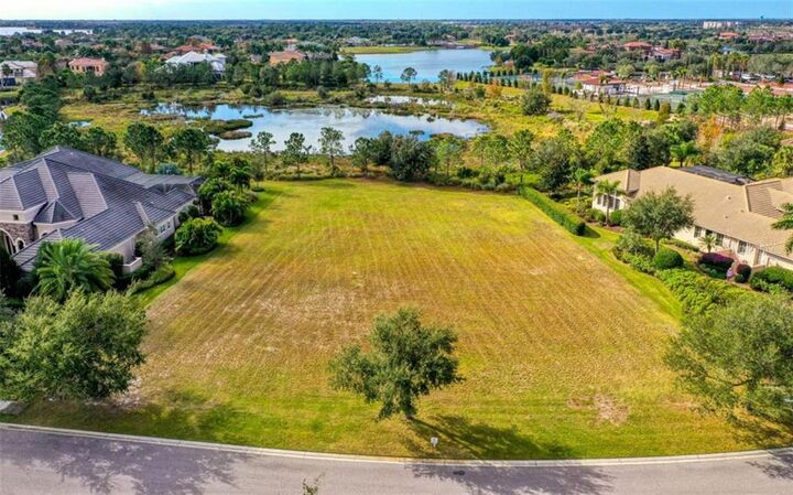 Property Photo:  16108 Clearlake Avenue  FL 34202 