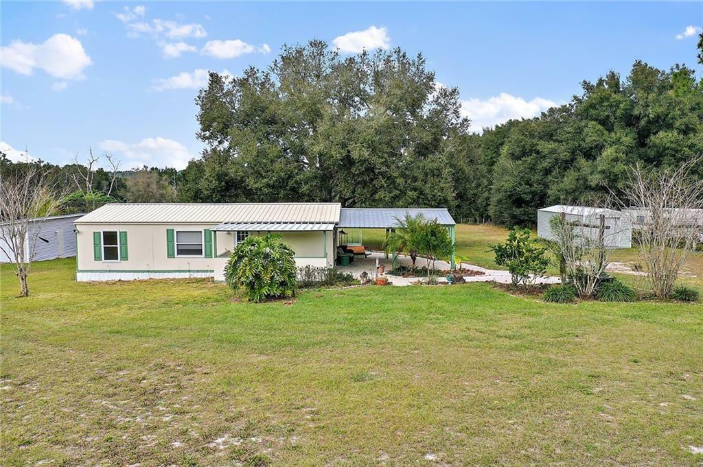 Property Photo:  15001 SE 180th Street  FL 32195 