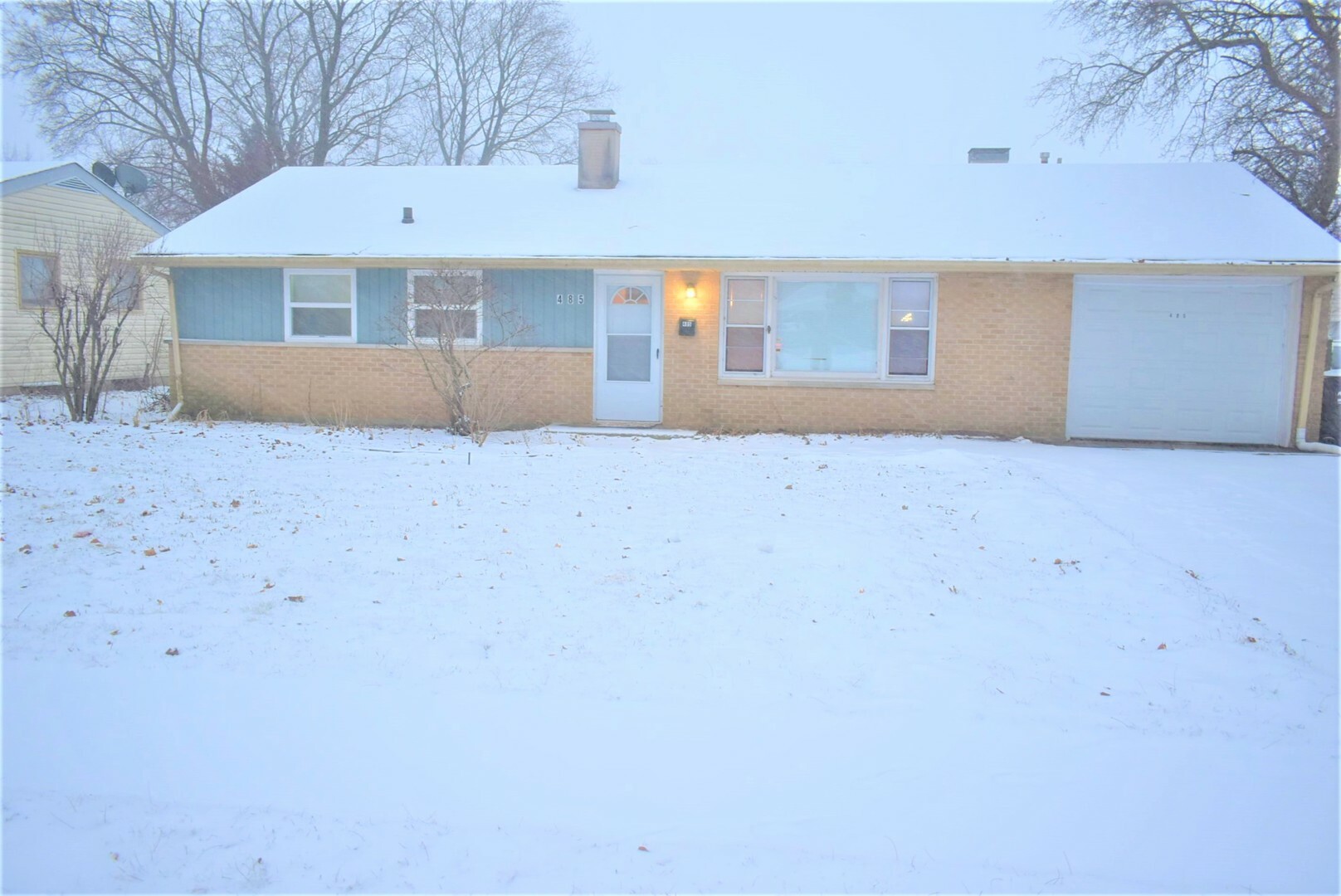 Property Photo: 485 Brook Drive IL 60014