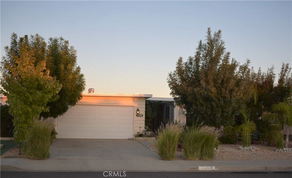 Property Photo:  1128 Ribbonwood Court  CA 92545 