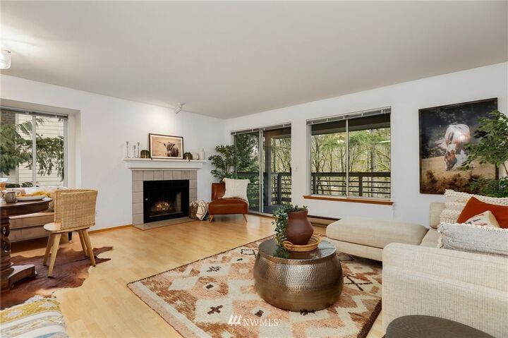 9824 NE 142nd Place D301  Kirkland WA 98034 photo