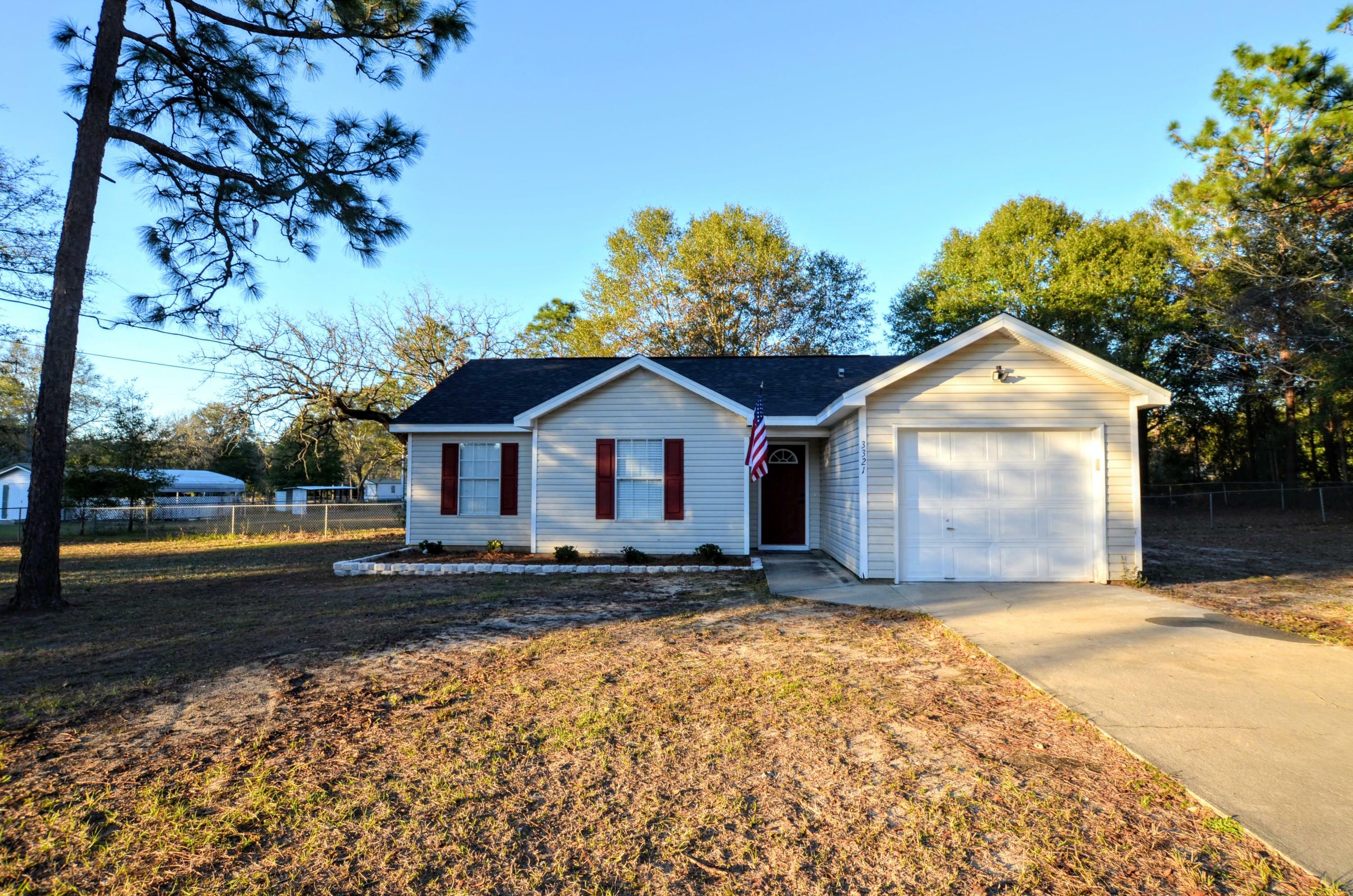 Property Photo:  3321 Auburn Road  FL 32539 