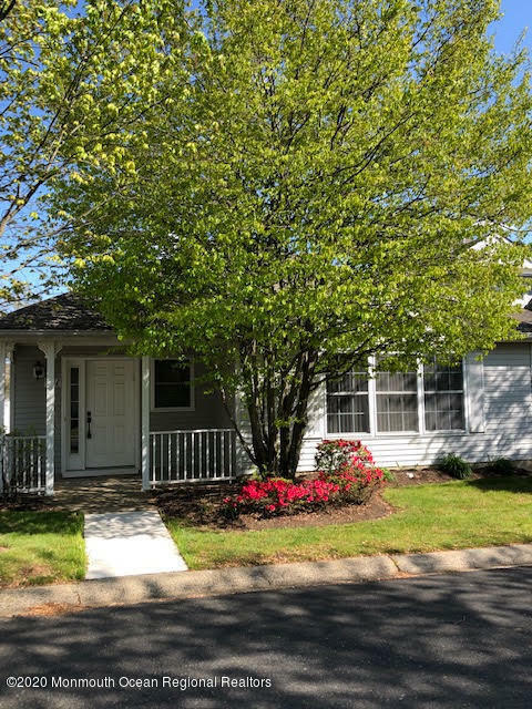 Property Photo:  141 Blackbird Drive 141  NJ 08831 