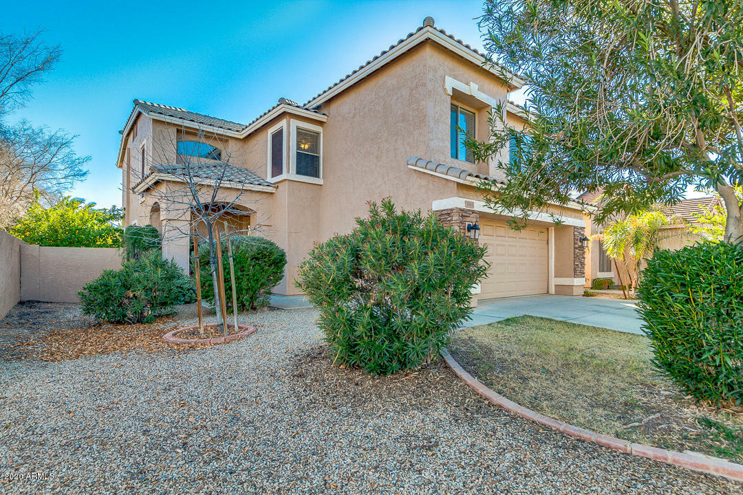 Property Photo:  1163 E Ranch Court  AZ 85296 