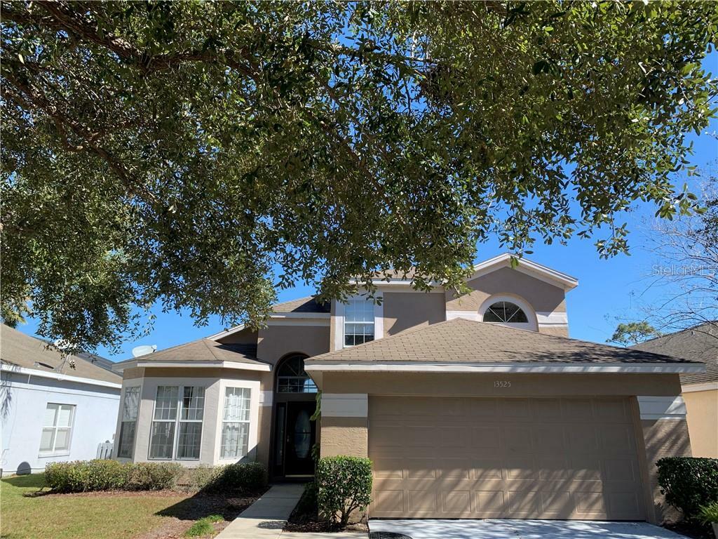 Property Photo:  13525 Mallard Cove Blvd  FL 32837 