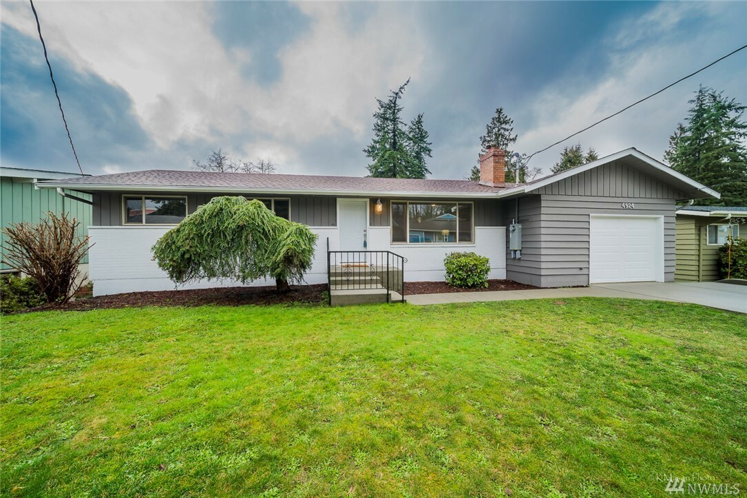 Property Photo:  4924 Dogwood Dr  WA 98203 