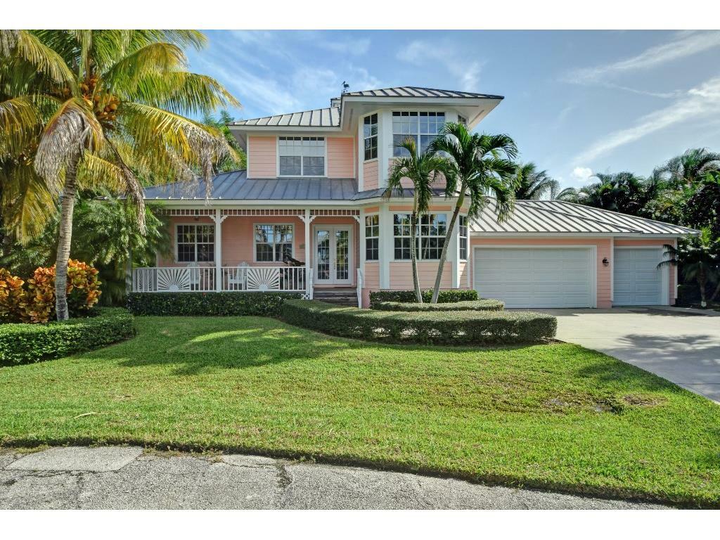 Property Photo: 2170 6th Court SE FL 32962