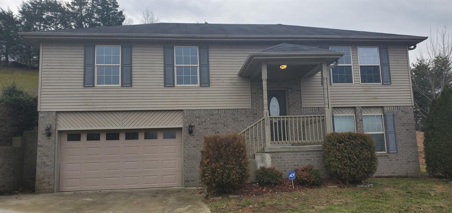 Property Photo: 106 Allie Court KY 40403