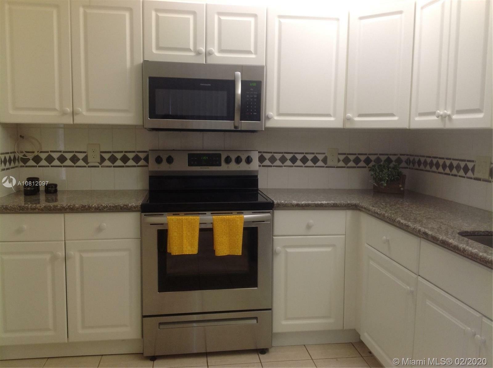 Property Photo: 16246 Laurel Dr 104 FL 33326