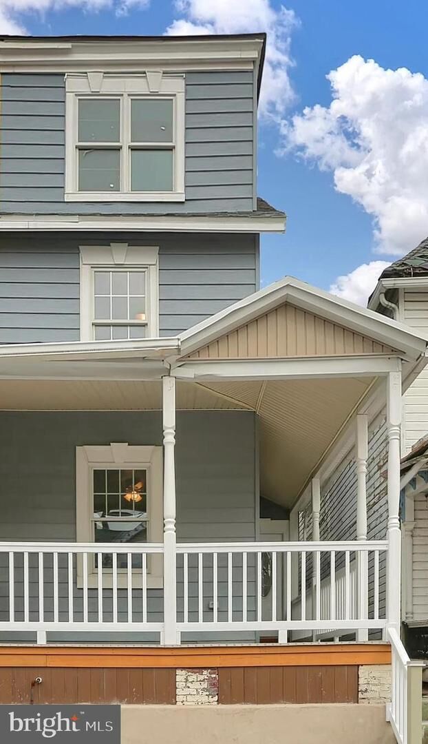 Property Photo: 185 S 2nd Street PA 17113