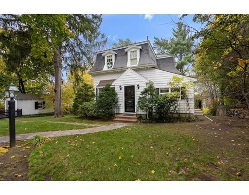 Property Photo:  289 Walnut St  MA 02481 