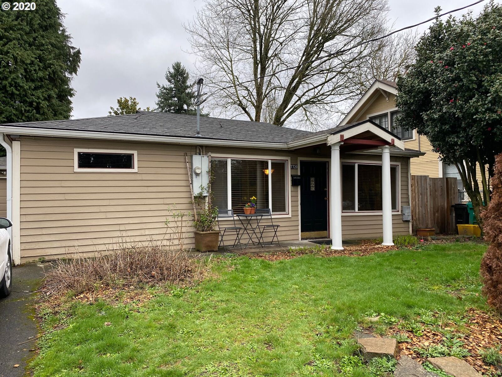 Property Photo:  7720 SE 45th Ave  OR 97206