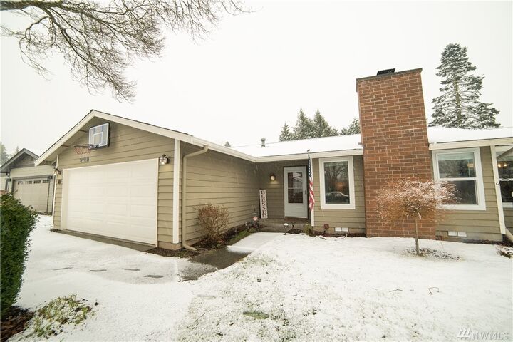 Property Photo:  414  Cascade Way  WA 98264 