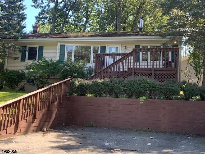 Property Photo:  35 Miami Trl  NJ 07866 