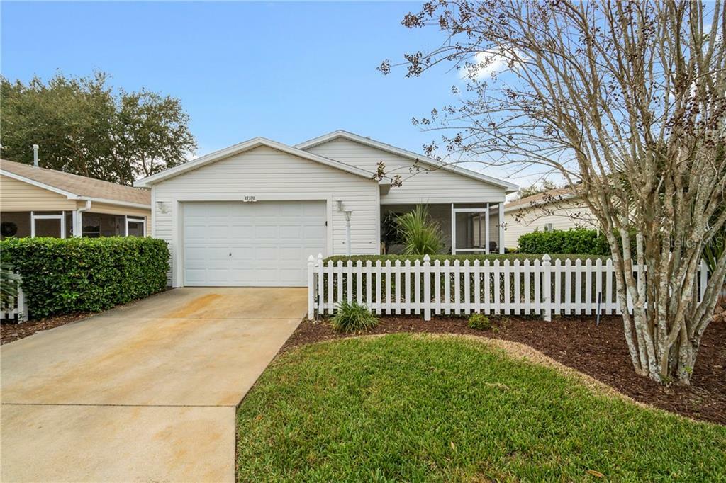 Property Photo: 17370 SE 78th Draughton Court FL 32162