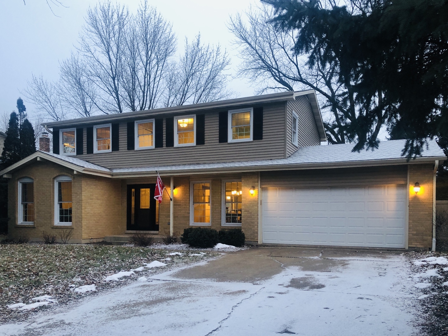 Property Photo:  6S177 Country Drive  IL 60540 