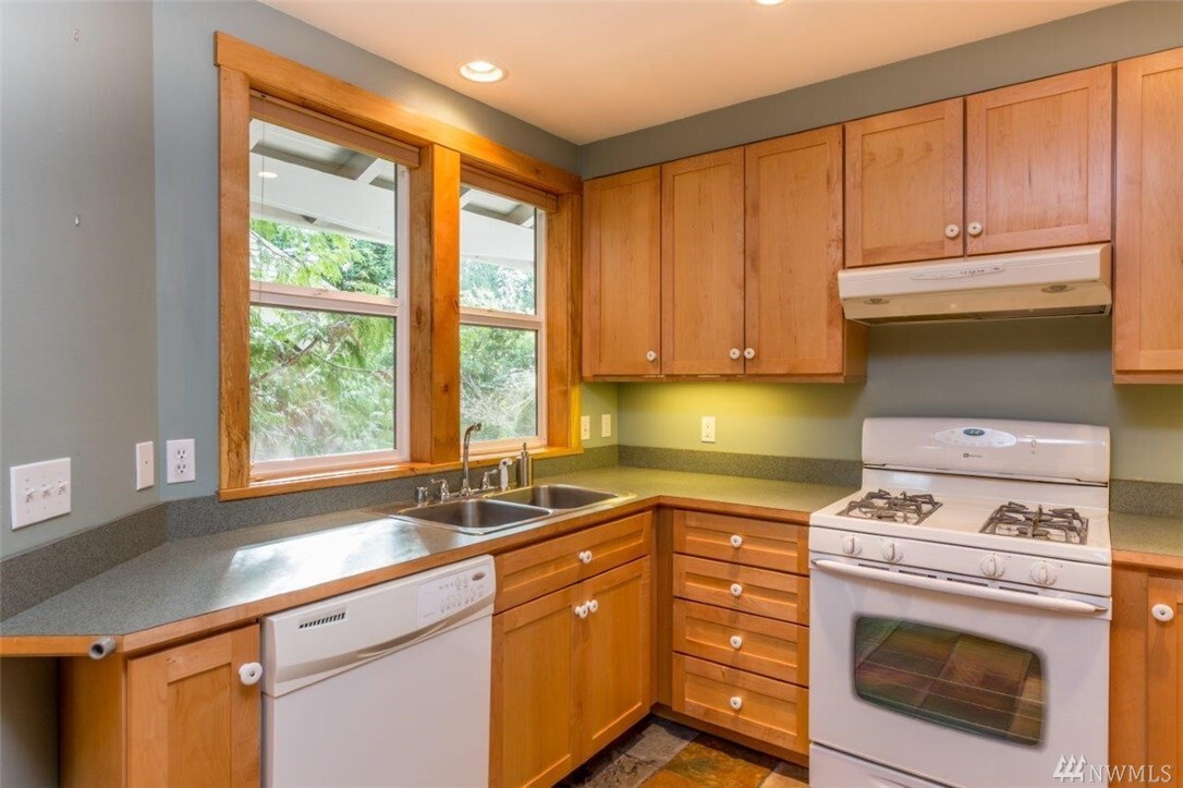 Property Photo: 2318 Ebony WA 98368