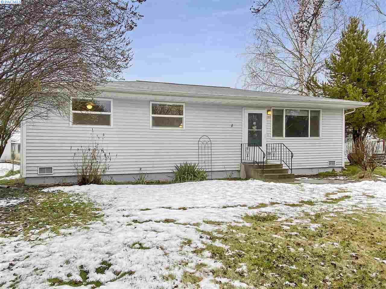 Property Photo: 105 N G Street WA 99102