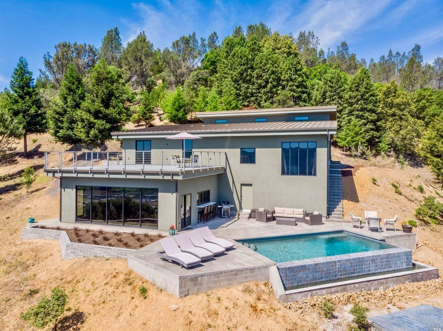 Property Photo: 315 Janix Drive CA 95482