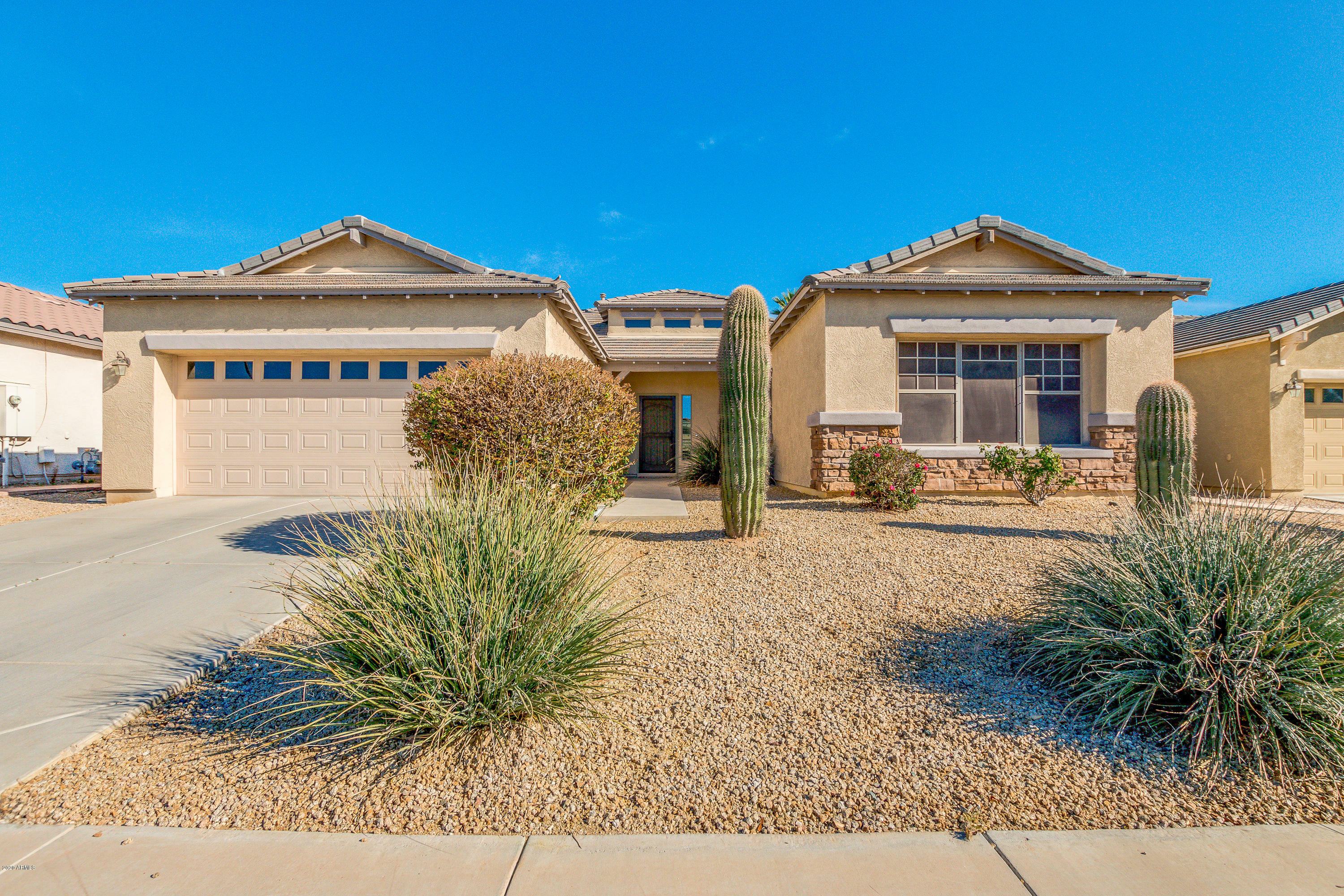 Property Photo: 16472 W Shangri La Road AZ 85388