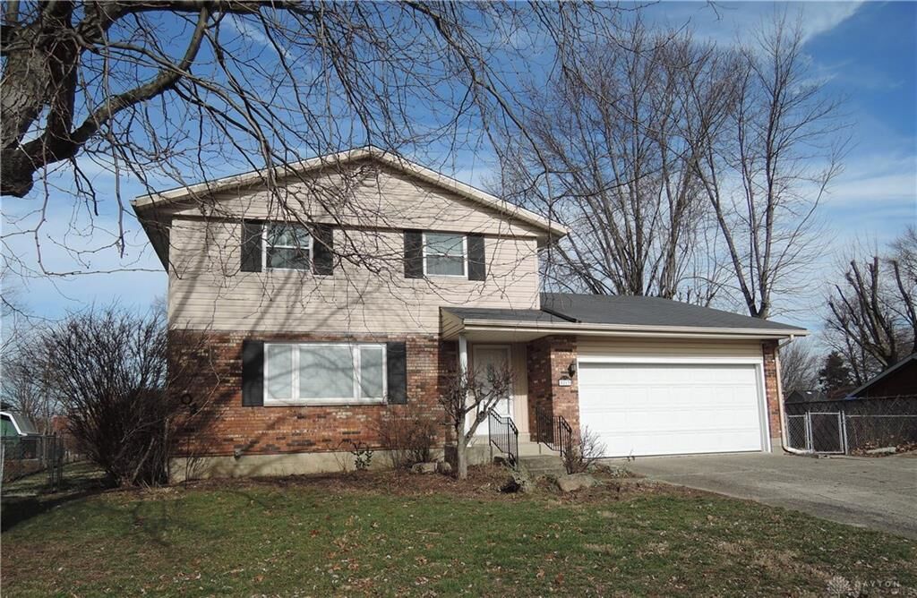 Property Photo: 5213 Keturah Drive OH 45324