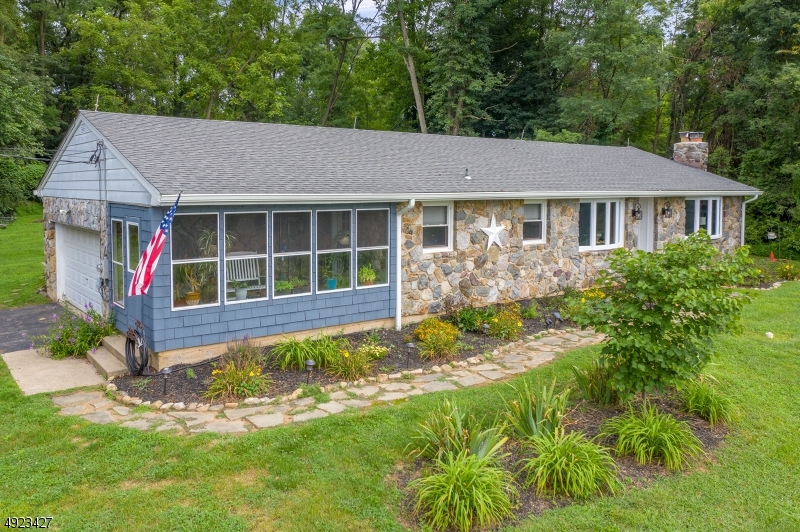 Property Photo: 420 Bloomsbury Rd NJ 08804