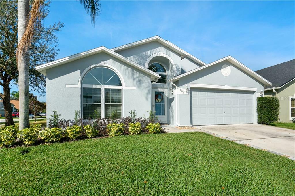 Property Photo:  600 Wellesly Street  FL 32765 