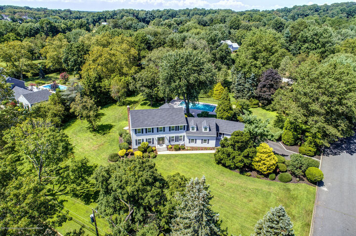 231 Peachwood Road  Middletown NJ 07748 photo