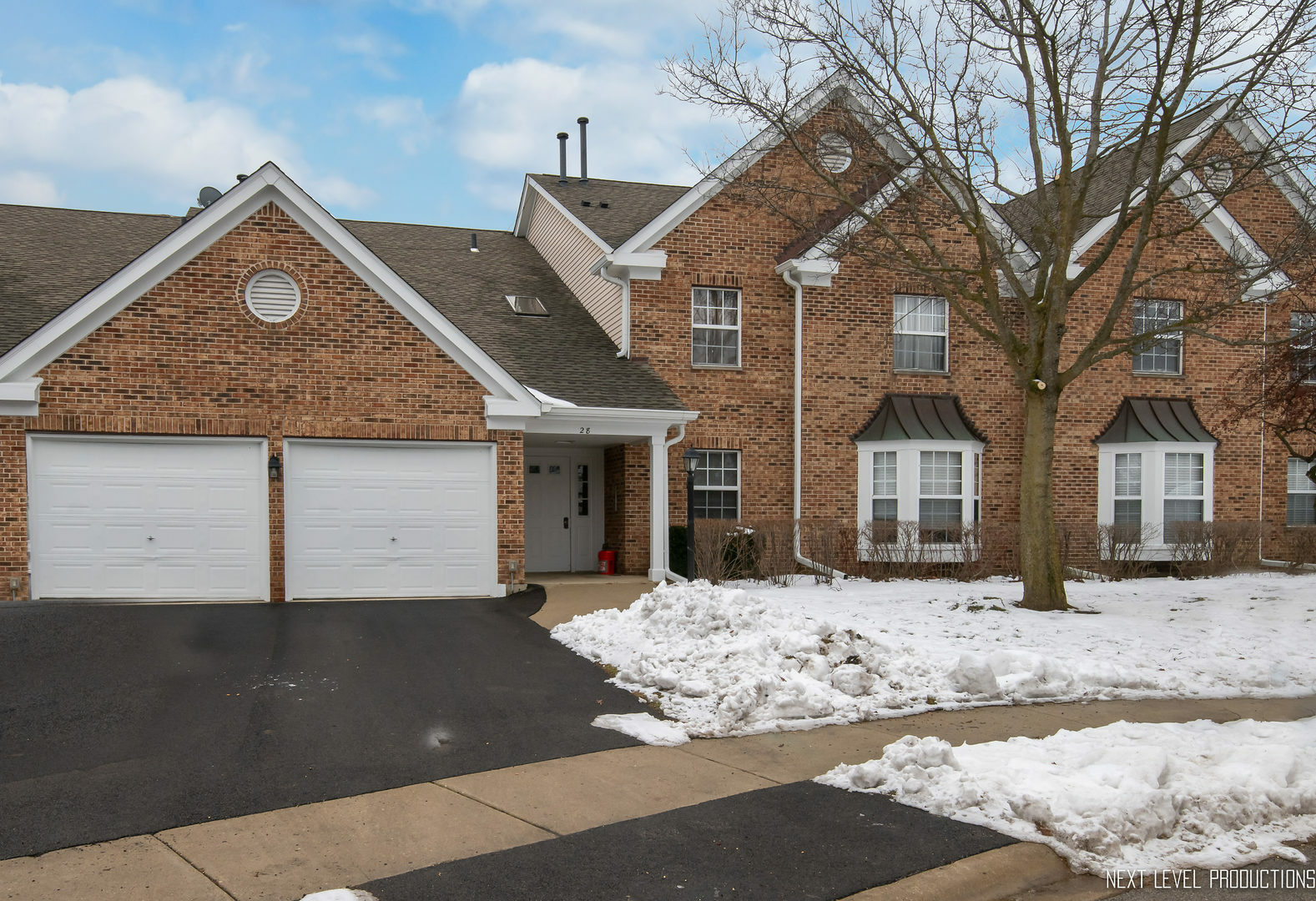 Property Photo:  28 Ashburn Court V1  IL 60193 