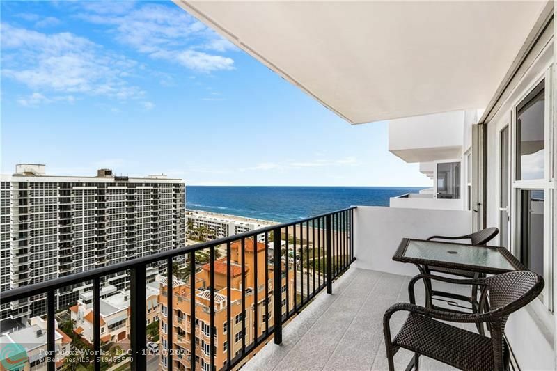 Property Photo:  405 N Ocean Blvd 1809  FL 33062 