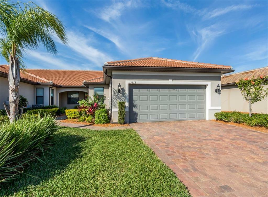 Property Photo:  13872 Alafaya Street  FL 34293 