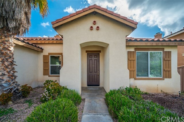 Property Photo:  174 La Amistad Way  CA 92545 