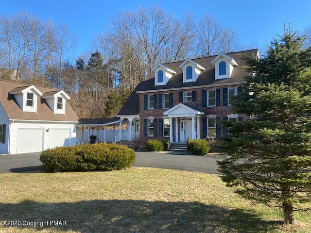 Property Photo: 2330 Grey Fox Drive PA 18360