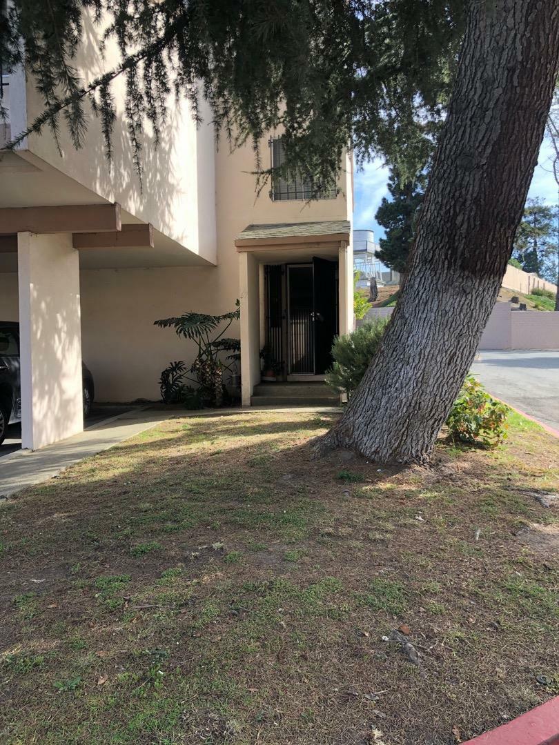 Property Photo:  918 Acosta Plaza 67  CA 93905 