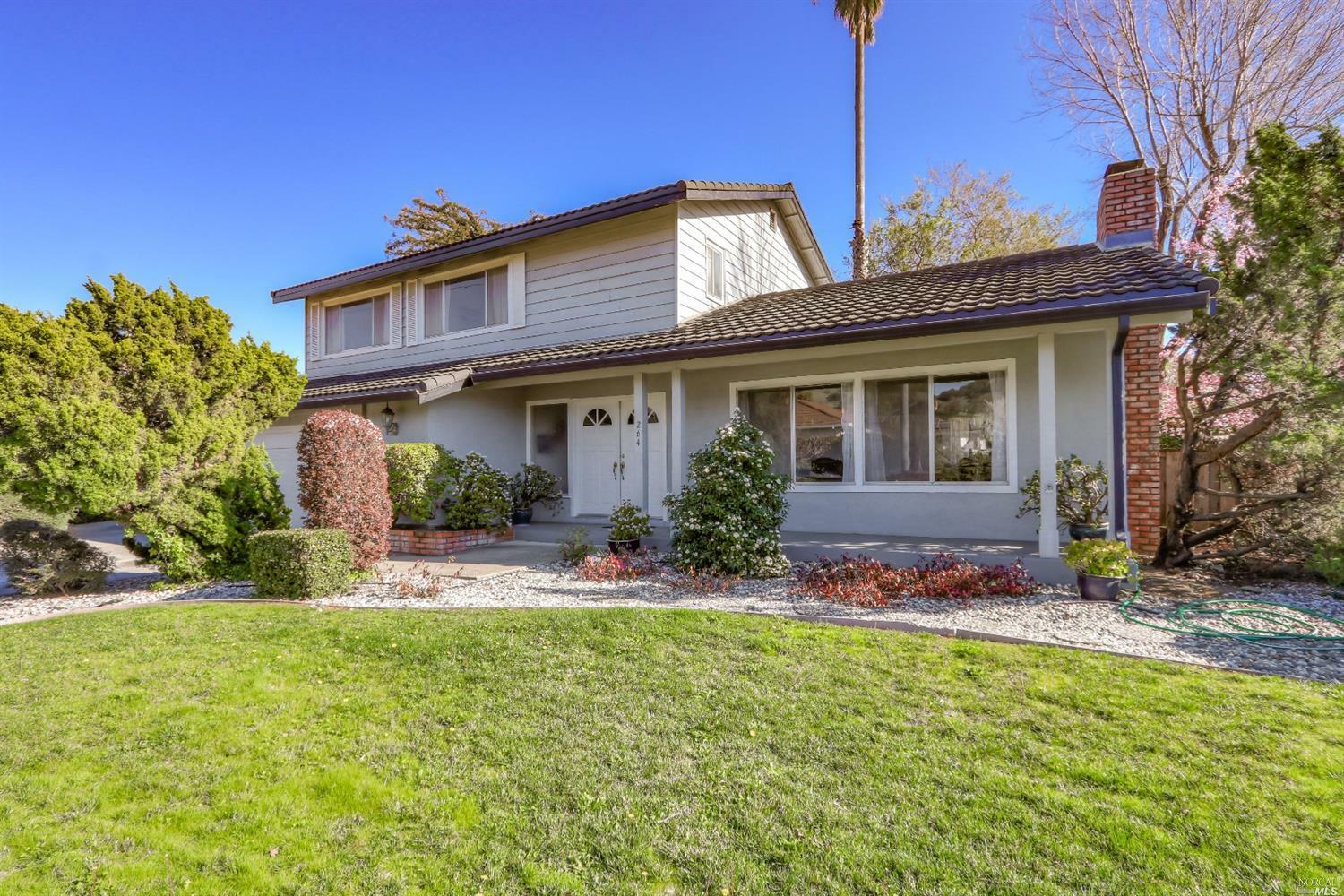 Property Photo:  264 San Carlos Way  CA 94945 