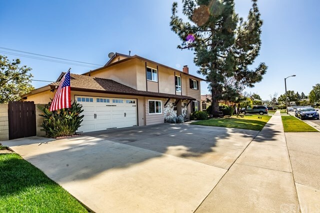 Property Photo:  1530 Shenandoah Street  CA 92870 